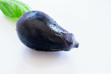 みずみずしい水ナス