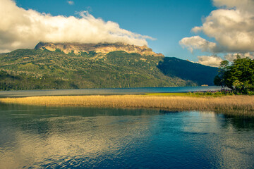 Lago Falkner. Neuquén. Argentina.