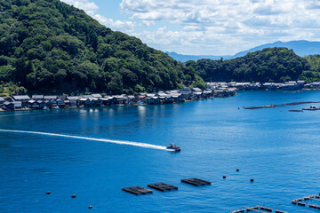 [京都府]伊根の舟屋（伝統的な建造物）