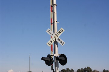 railroad crossing sign