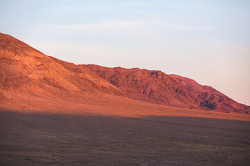 Fototapeta na wymiar Ulken-Kalkan mountains at susnet. Altyn Emel National Park, Kazakhstan