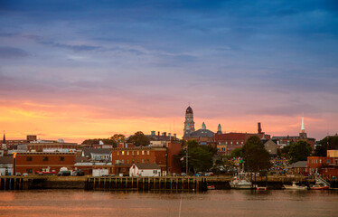 Fototapeta premium City of Gloucester at Sunset