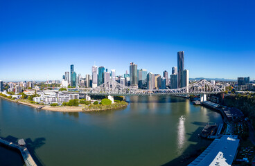Naklejka premium Story Bridge and Brisbane Skyline in Australia