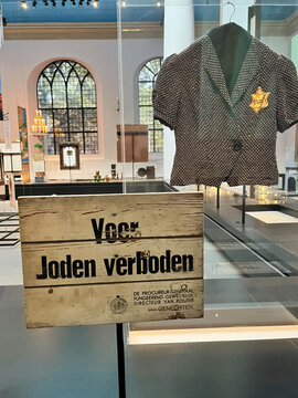 Expressions of the persecution of Jews in World War II at the Jewish Historical Museum