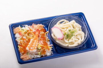 うどんちらし寿司セット