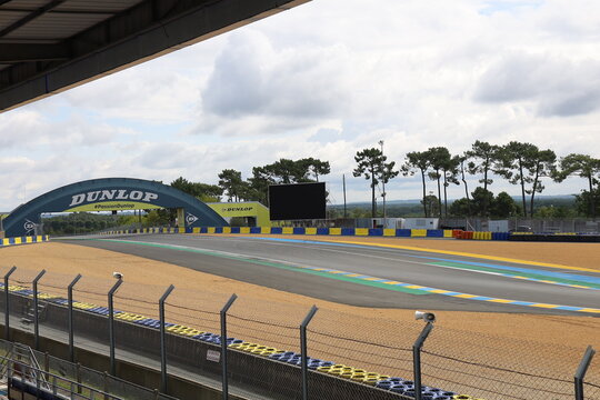 Le circuit des 24 heures du Mans, circuit de course automobile, ville du Mans, d&eacute;partement de la Sarthe, France
