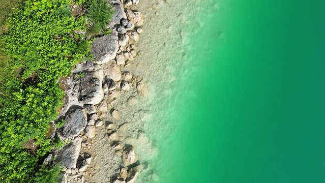 Der Wolfgangsee von oben - Die Smaragdgr&uuml;ne Sch&ouml;nheit