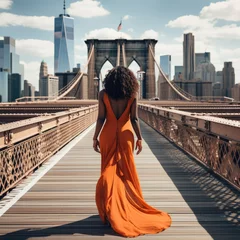 Foto auf Alu-Dibond Brooklyn Bridge Frau Mode Brooklyn Bridge