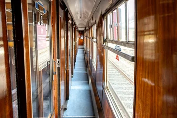Photo sur Plexiglas Europe du nord The interior of a traditional railway carriage on the North York Moors Railway