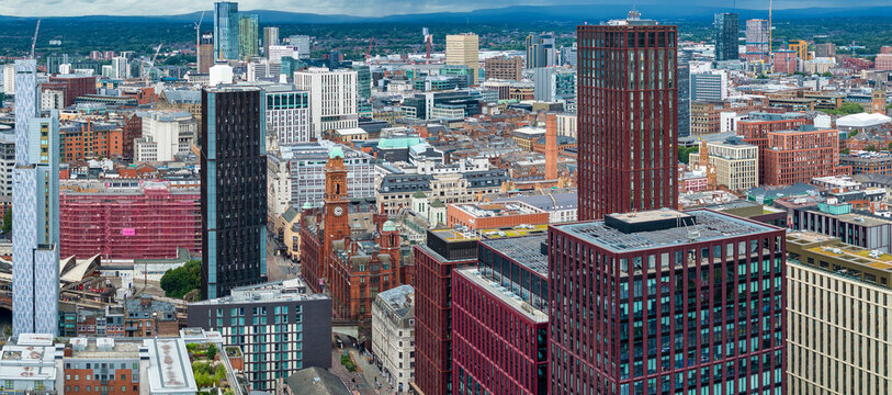 Aerial view of Manchester downtown and skyline development, photographed abbe oxford Road. 