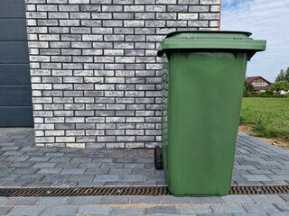 Obraz premium Plastic recycling container for waist collection and recycling