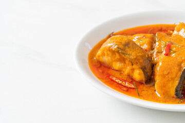 Redtail Catfish Fish in Dried Red Curry Sauce that called Choo Chee