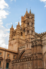 Fototapeta na wymiar Cathedral of the city of Palermo