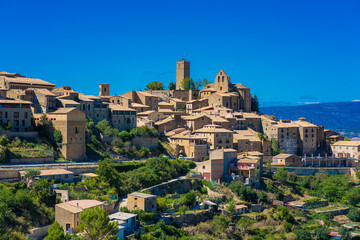 Fototapeta na wymiar Panoramic view of Sos del Rey Católico, one of the most beautiful town in Spain. 