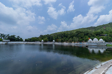 Fototapeta premium Dudh Talai lake in Udaipur, Rajasthan