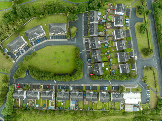 Aerial top down view of triplex and duplex house real estate community in Ireland in a cul-de-sac - obrazy, fototapety, plakaty