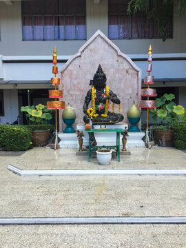 thai temple