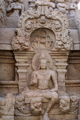 Fototapeta na wymiar Kolukkumalai Temple 1500 years Old
