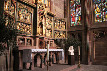 notre-dame cathedral in strasbourg in alsace (france) - obrazy, fototapety, plakaty