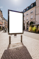 Mockup d'affiche en ville - 120 x 176 - sucette - mock up de poster en bord de route de zone urbaine - journ&eacute;e ensoleill&eacute;e - incrustation de pub