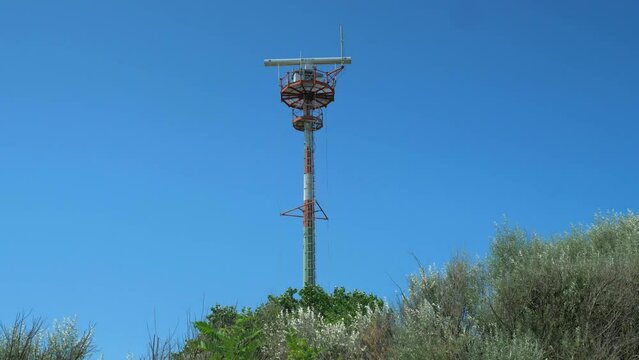 Radar antenna radar marine waterway safety . Maritime ship traffic radar post 