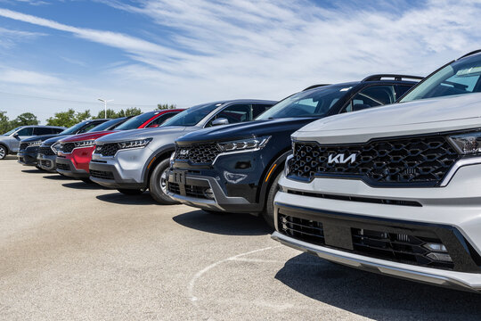 Kia Car, SUV and EV dealership. Kia offers the Sportage, Telluride, Sorento and Niro EV.