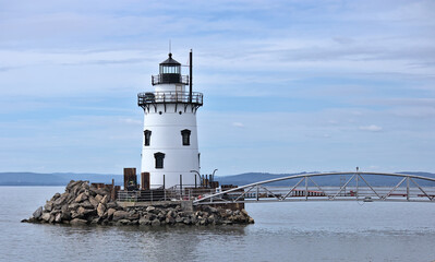 sleepy hollow lighthouse (tarrytown, tappan zee) in the hudson river (mario cuomo bridge) white beacon