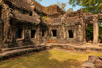 Fototapeta na wymiar Ancient Khmer architecture. Angkor Wat complex, Siem Reap, Cambodia travel destinations