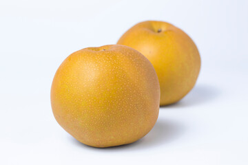 白背景の梨の写真 赤梨 新高