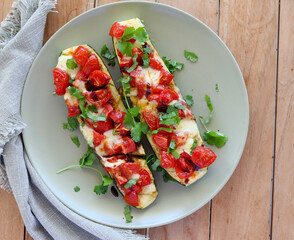 zucchini with halloumi cheese and tomato