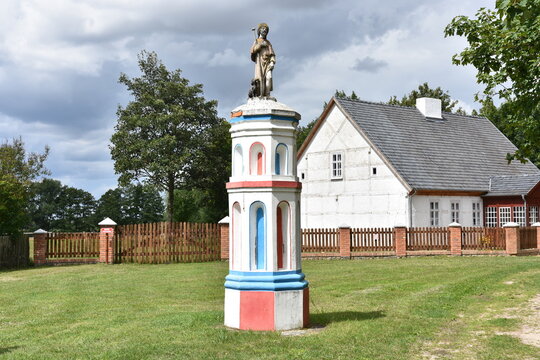 Wielkopolski Park Etnograficzny w Dziekanowicach, skansen starych dom&oacute;w, architektura, Polska