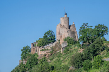 Fototapeta na wymiar Château de Saarburg en Allemagne sur les rives de la Sarre