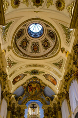 Fototapeta na wymiar The interior architecture of the colonial Catholic church of Our Lady of Lapa of Merchants, Rio de Janeiro, Brazil