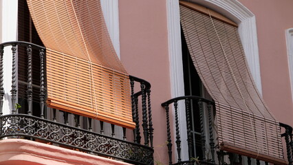 Rollladen in Sevilla (Spanien)