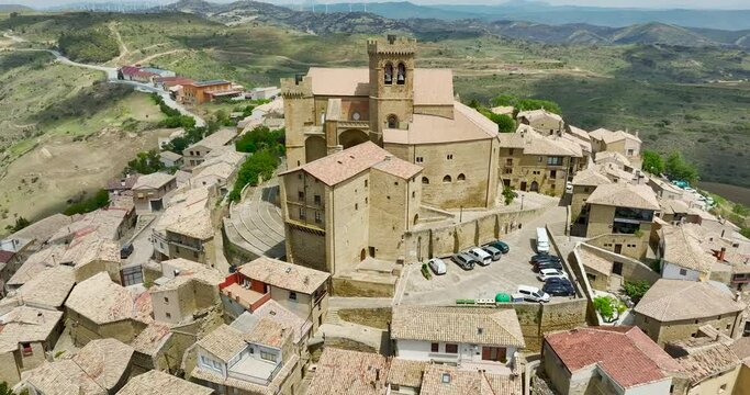 Ujue in Navarra, Collegiate Church of Saint Mary the Great