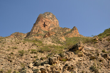 Paradise Canyon Majesty: Captivating Views of Quer&eacute;taro's Towering Mountain