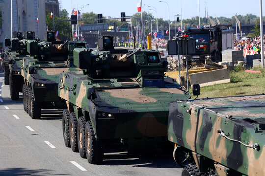 Parada wojskowa w święto wojska polskiego Warszawa 2023 r. Polska Armia. defilada. 