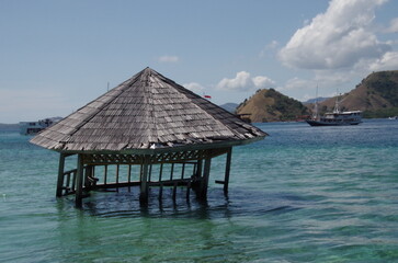 インドネシア　ラブアン・バホ　コモド島