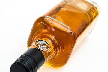 Schnapsflasche mit Totenkopf