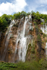 Fototapeta premium landscape waterfalls cascades in the Plitvice Lakes National Park (Nacionalni park Plitvička jezera) in the state of Gospić in Croatia