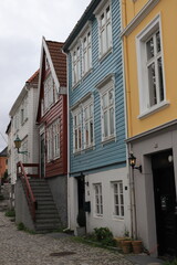 Fototapeta na wymiar Bergen, maisons en bois