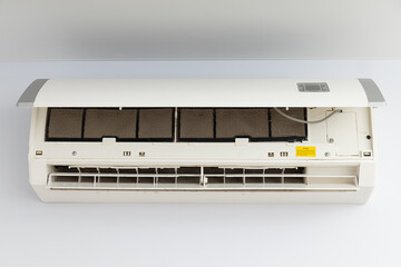 Air conditioner with dirty filter in living room
