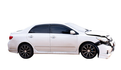 Naklejka premium Front and side of white car get damaged by accident on the road. damaged cars after collision. isolated on transparent background, PNG file.