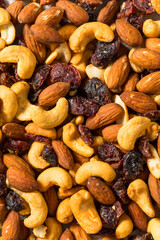 Homemade Raw Cashew Cranberry Trail Mix