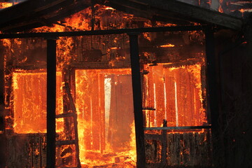 House on fire, heat, firemen, ash, smoke