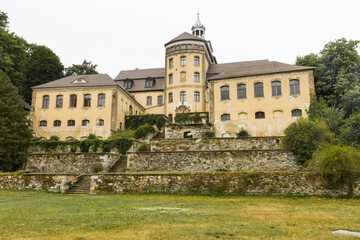 Fototapeta na wymiar Neues Schloss Hainewalde