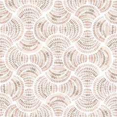 Geometric ornament of wavy fish scales of beige. Seigaiha print. Fan shaped pebble mosaic. Hand drawn seamless pattern - 635653918