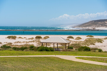 Fototapeta na wymiar Chinaman's Beach in Kalbarri, Western Australia.