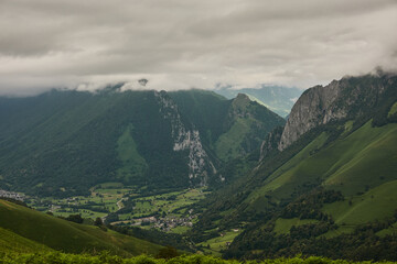 Fototapeta premium The Hourataté pass is a mountain pass in the Pyrénées-Atlantiques that connects the Aspe Valley, in historic Béarn, with Lourdios-Ichère