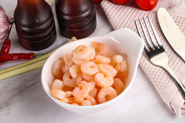 Cocktail prawns in the bowl